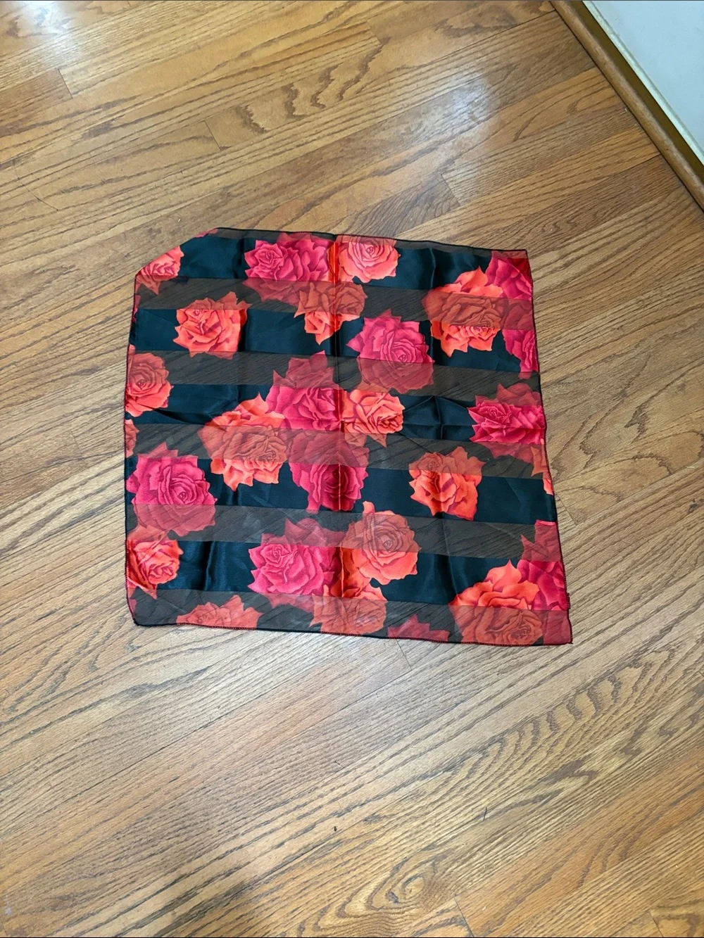 Floral Rose Print Black & Red Scarf